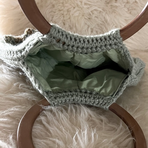 Hand Knit Sage Green w/Flower Wooden Handle Baguette Bag - Picture 5 of 5